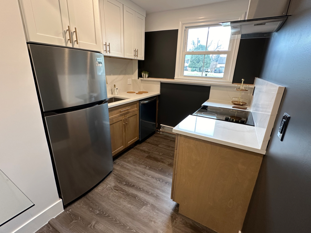 Renovated Spackenkill Apartment - Photo 4