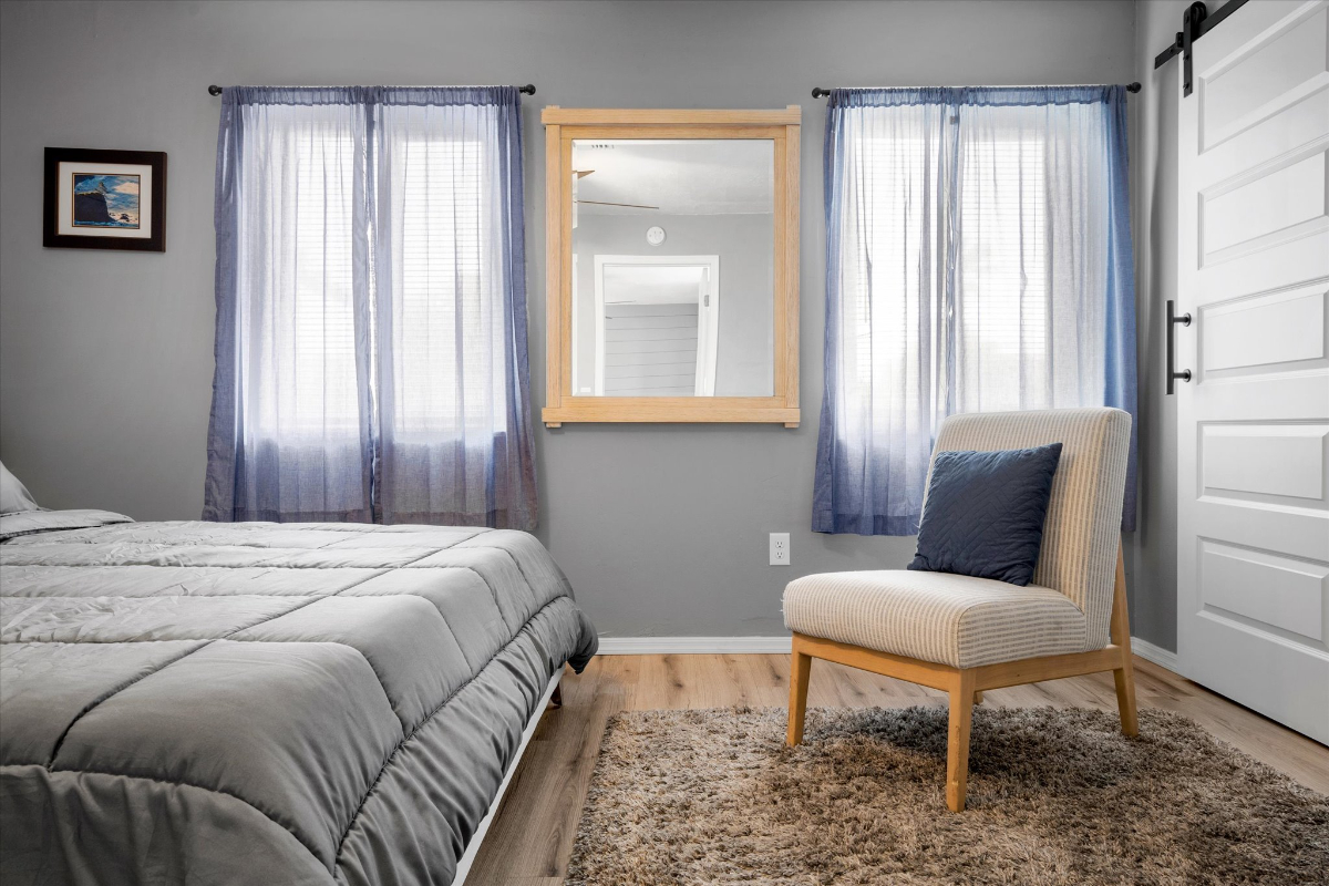 Chelsea Place On The Park In the Heart of Downtown Unit 10