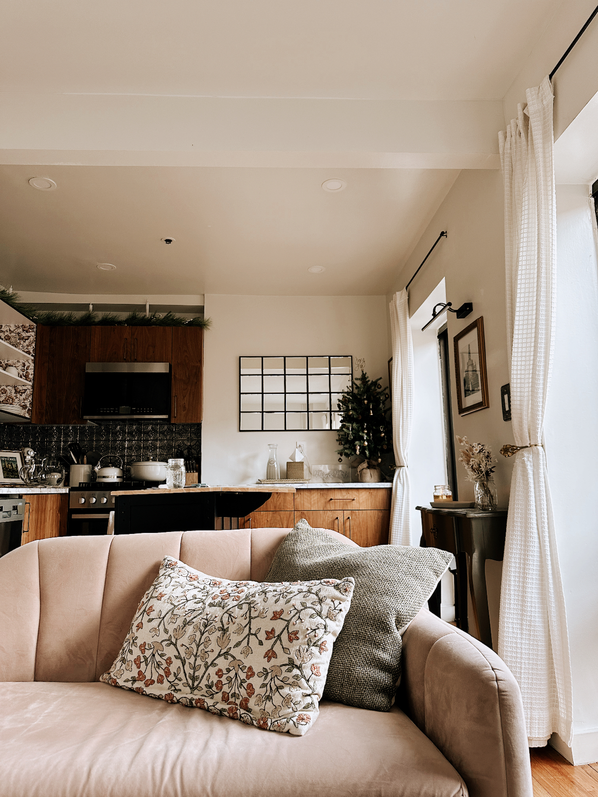 Sunny UES Studio | Utilities Included - Photo 5