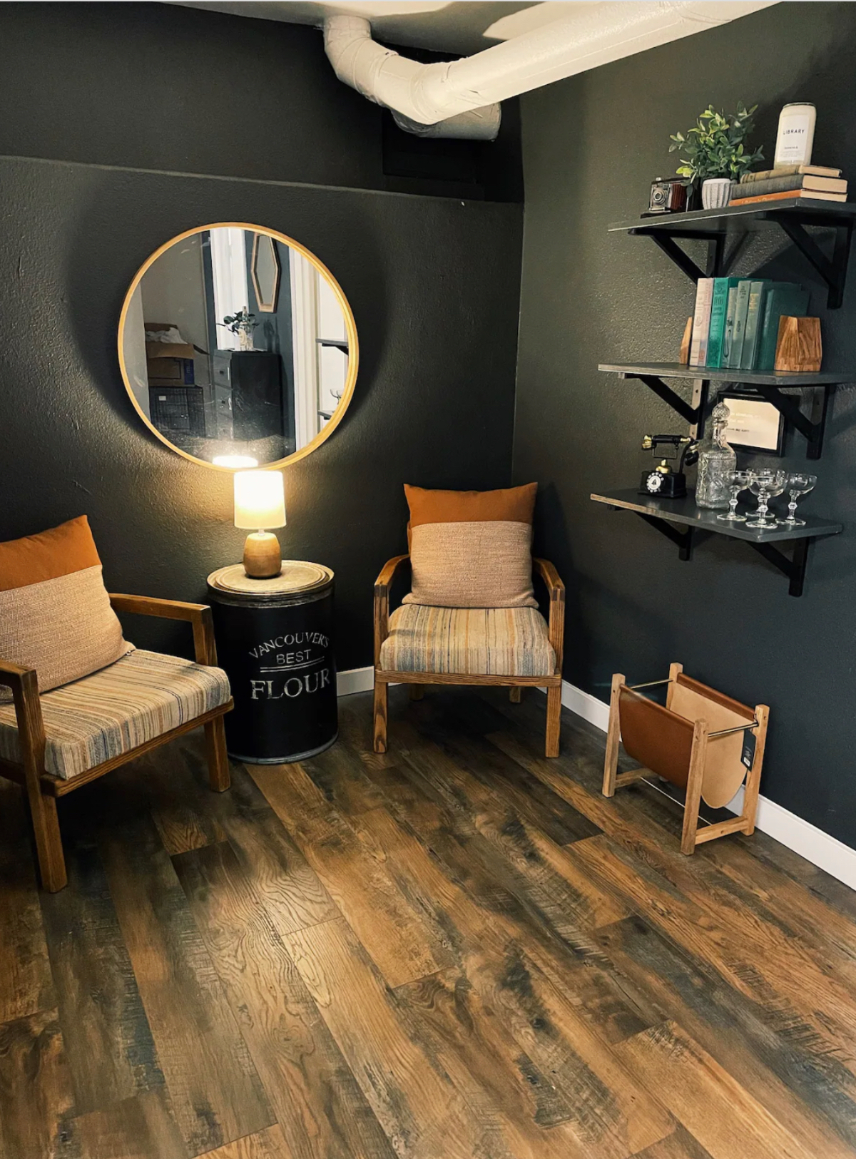 Historic Downtown Basement apartment w/ Starlink - Photo 2