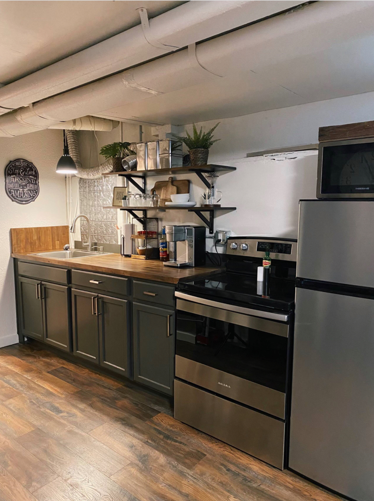 Historic Downtown Basement apartment w/ Starlink - Photo 5