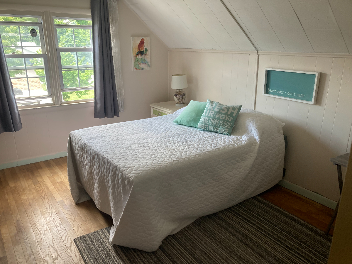 Mermaid Room - Bedroom 2
