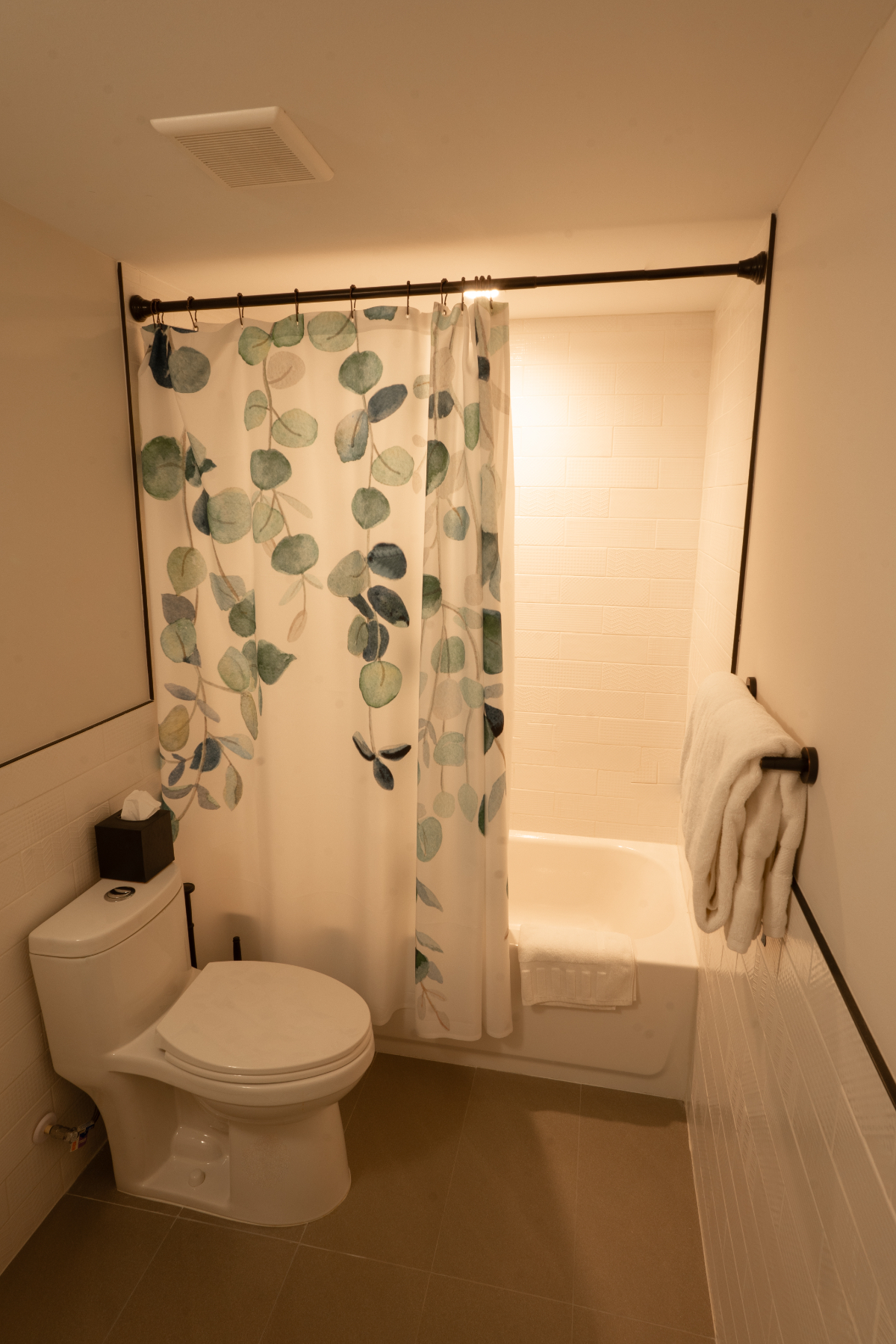 Charming 1-Bedroom Basement Apartment in 16th St Heights / Petworth - Photo 6