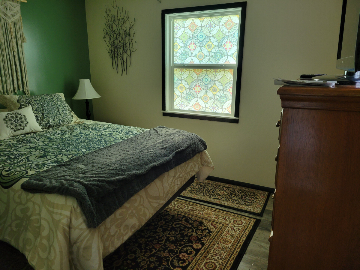 Quiet Completely Rennavated 2BDRM - Photo 5