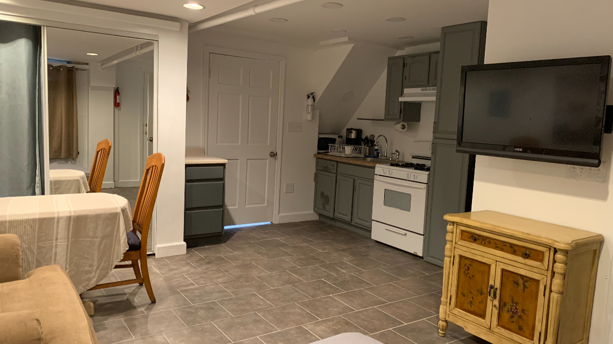 Quiet and Cozy - Photo 5