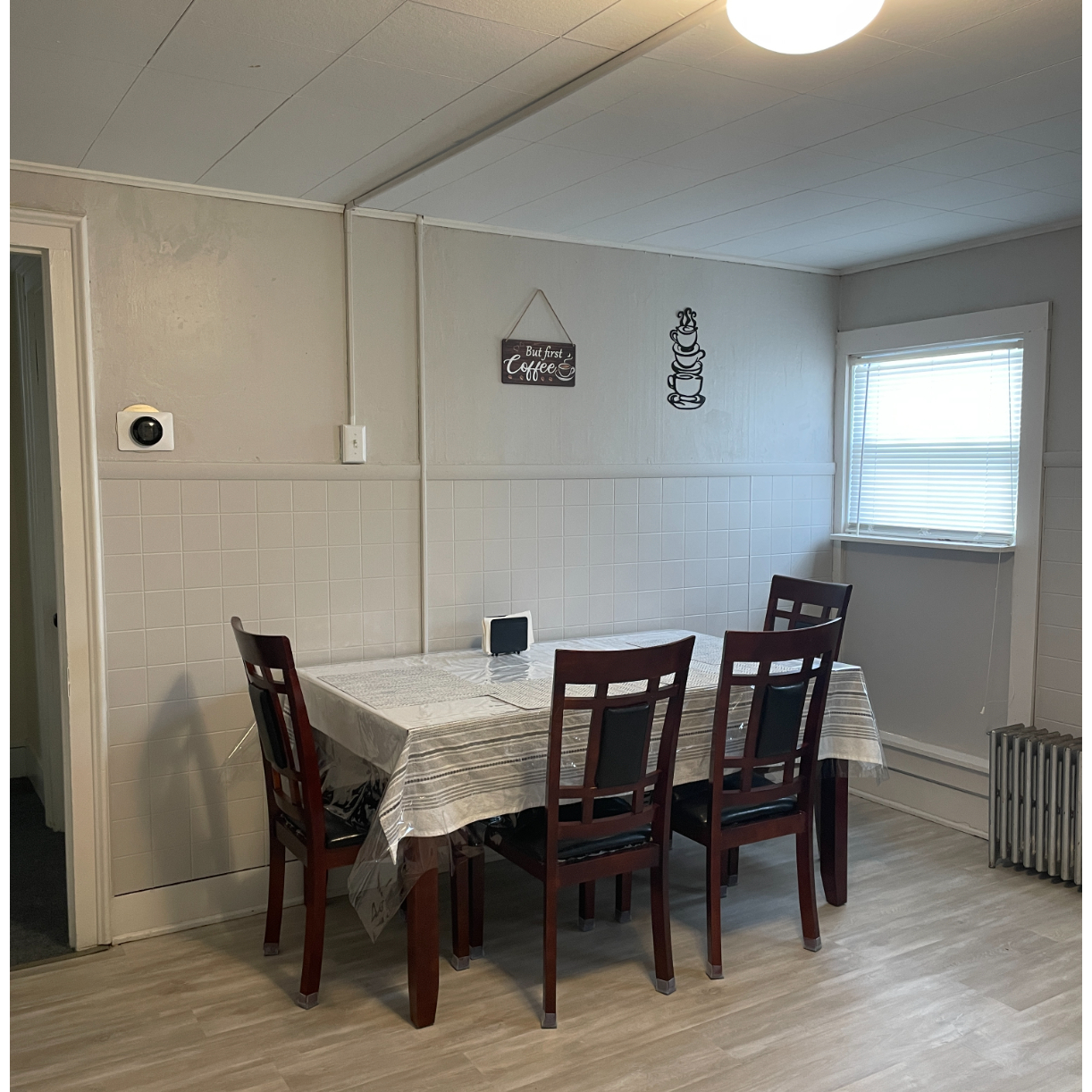 Beautiful & Spacious 3-BR Apt - Rented by Room - Photo 9