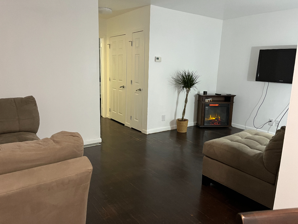 Peaceful and Clean Apartment in the Bronx - Photo 8