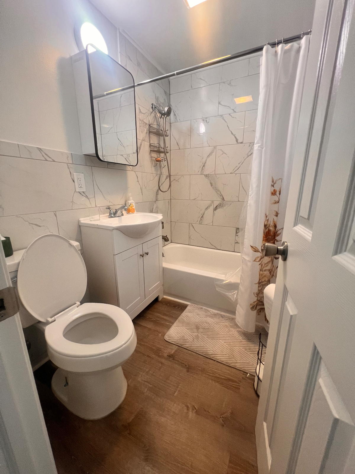 Rooms for rent  near Unity Hospital - Photo 12