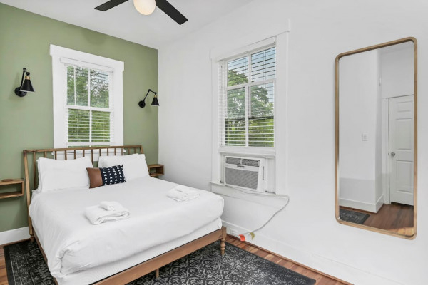 Cozy one bedroom unit minutes from Downtown - Photo 4
