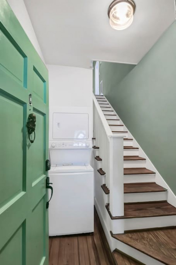 Cozy one bedroom unit minutes from Downtown - Photo 9