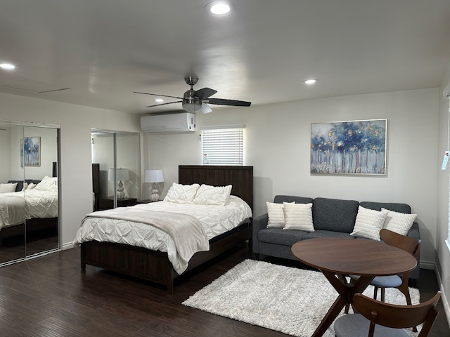 Newly remodeled Studio Apartment with W/D - Photo 6