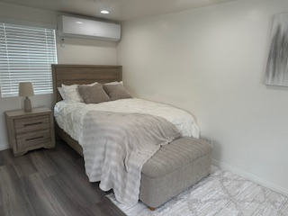 Newly remodeled Studio Apartment with W/D - Photo 1