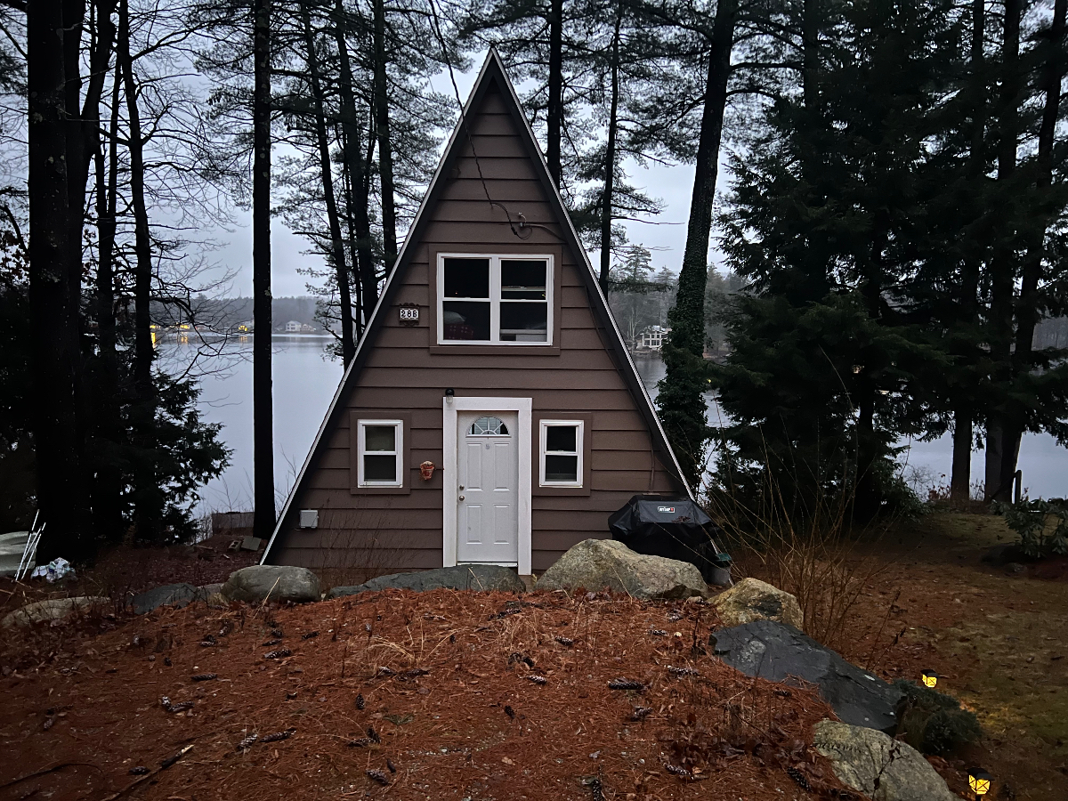 2BR Lake House For Rent Gorgeous Views Furnished Finder   648520 1 54857941 Full 