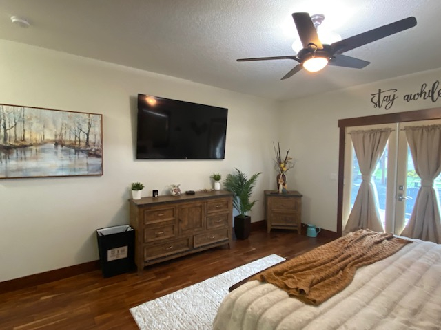 Master Suite With Separate Entrance Close to Hospitals - Photo 3