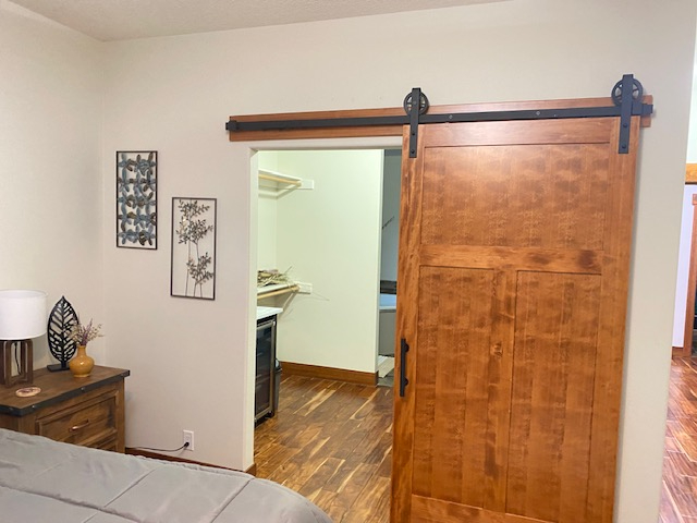 Master Suite With Separate Entrance Close to Hospitals - Photo 4