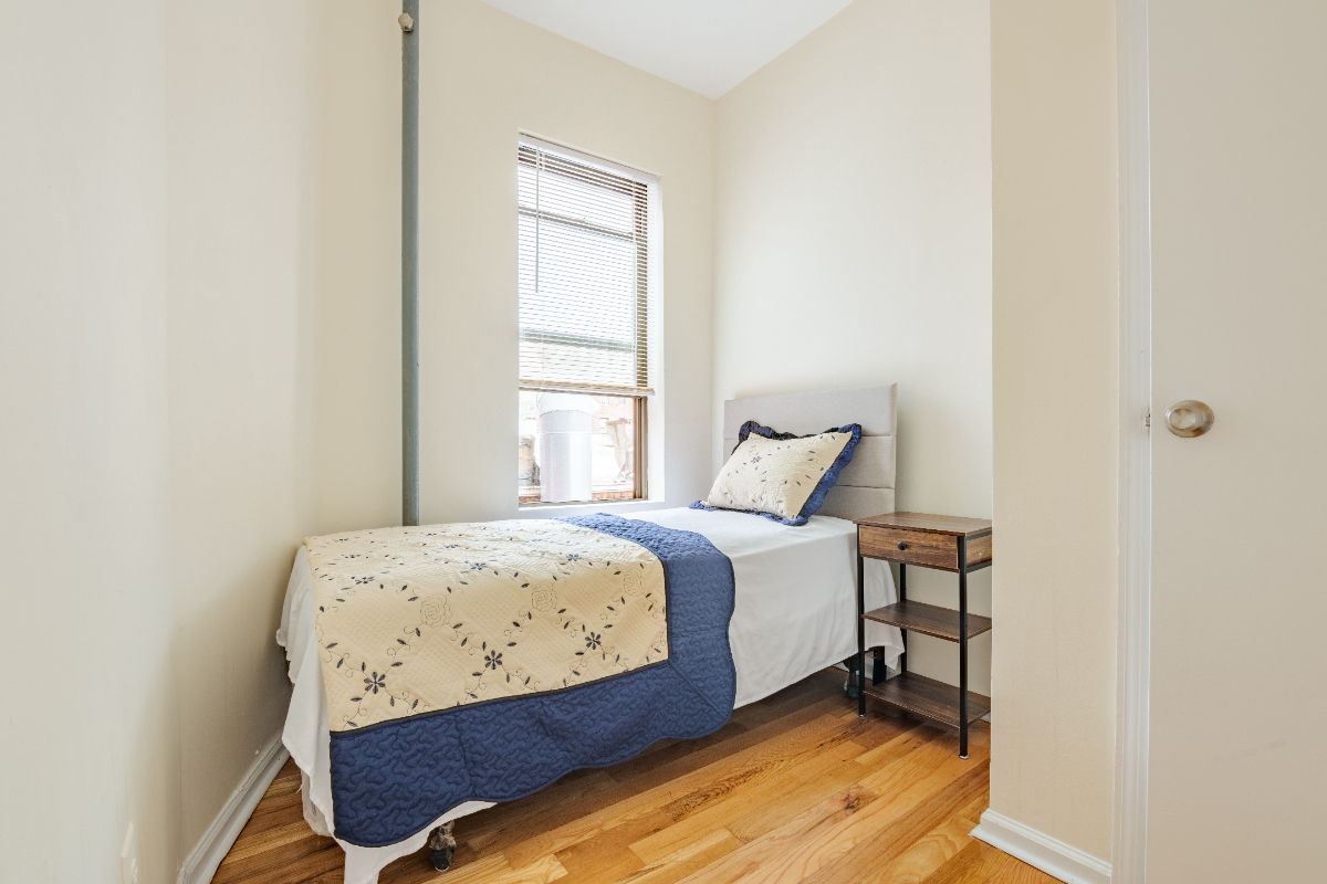 Cozy Retreat Just Minutes from Sterling St - Photo 2