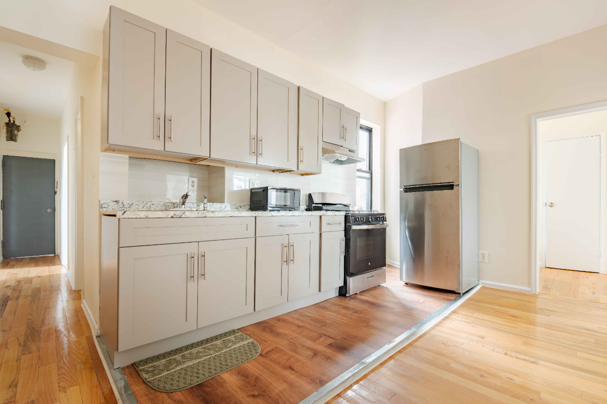 Cozy Retreat Just Minutes from Sterling St - Photo 6