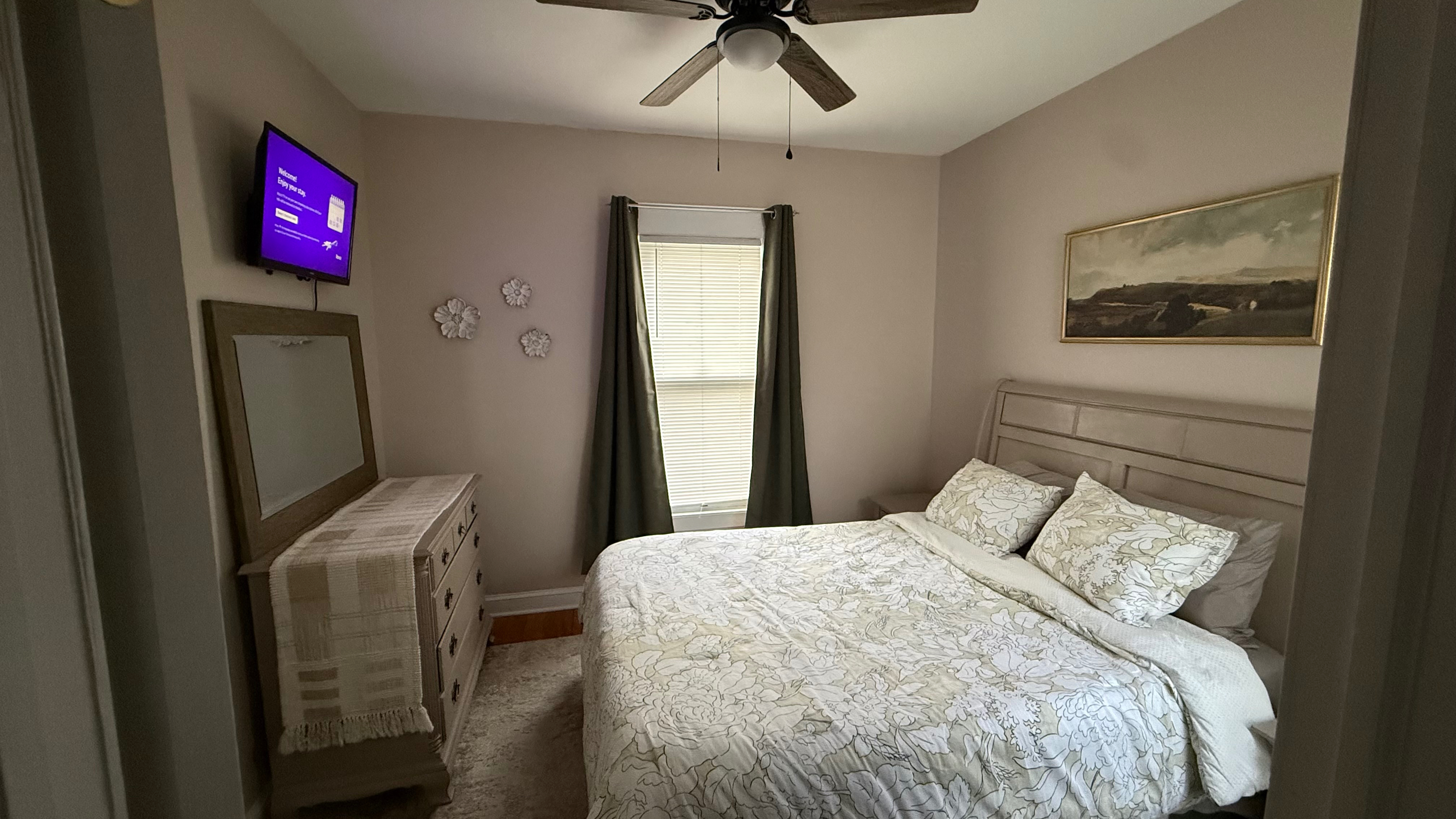 First floor 2-bedroom Apartment - Photo 4