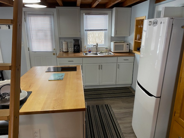 Quiet Cottage - Photo 3