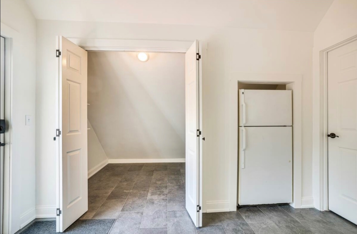 Large Apartment close to everything - Secluded & Quiet - Photo 6