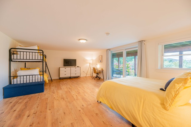 Lucky Penny, Modern Apartment/Spectacular Views - Photo 9