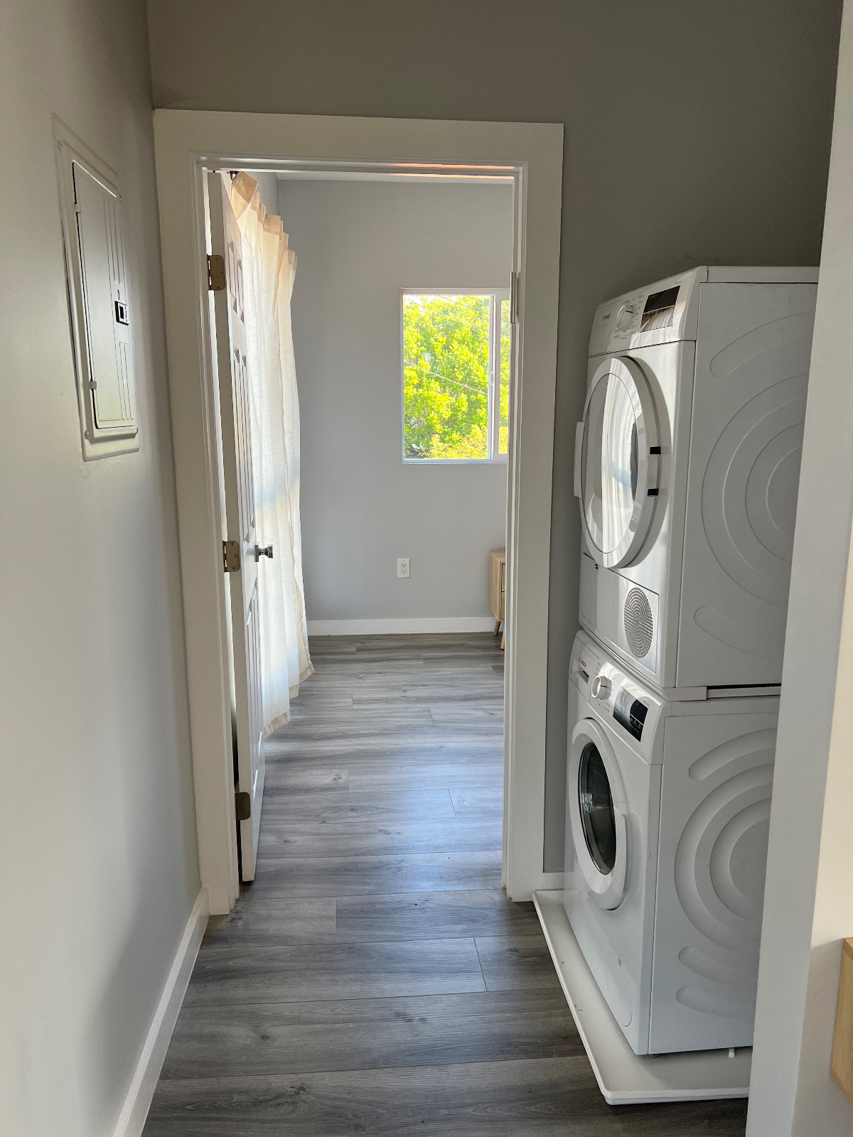 Brand New 1 Bedroom Unit near all hospitals - Photo 5