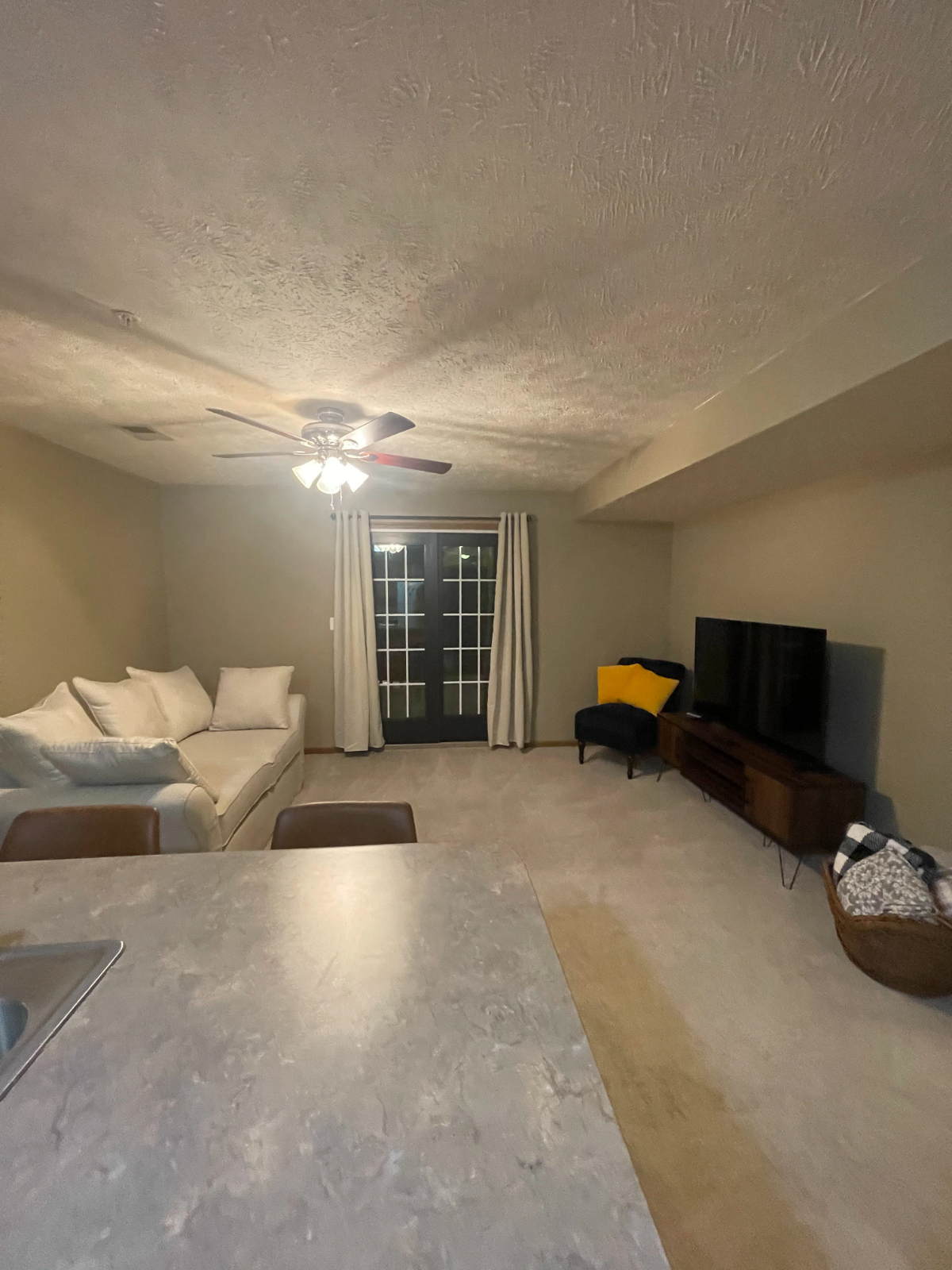 Cozy 2 Bed 2 Condo. Minutes From Hospitals - Photo 6
