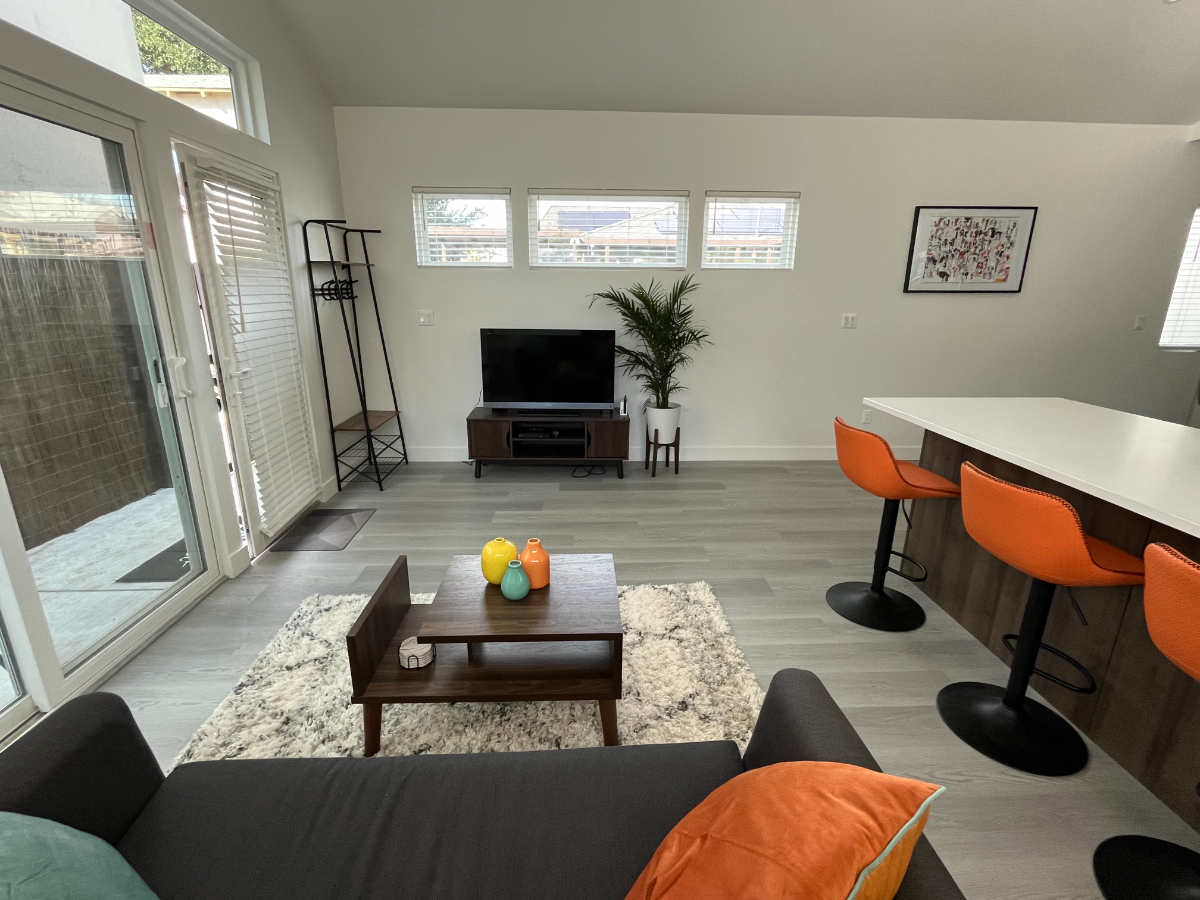 Brand new private ADU in lovely Eagle Rock - Photo 1