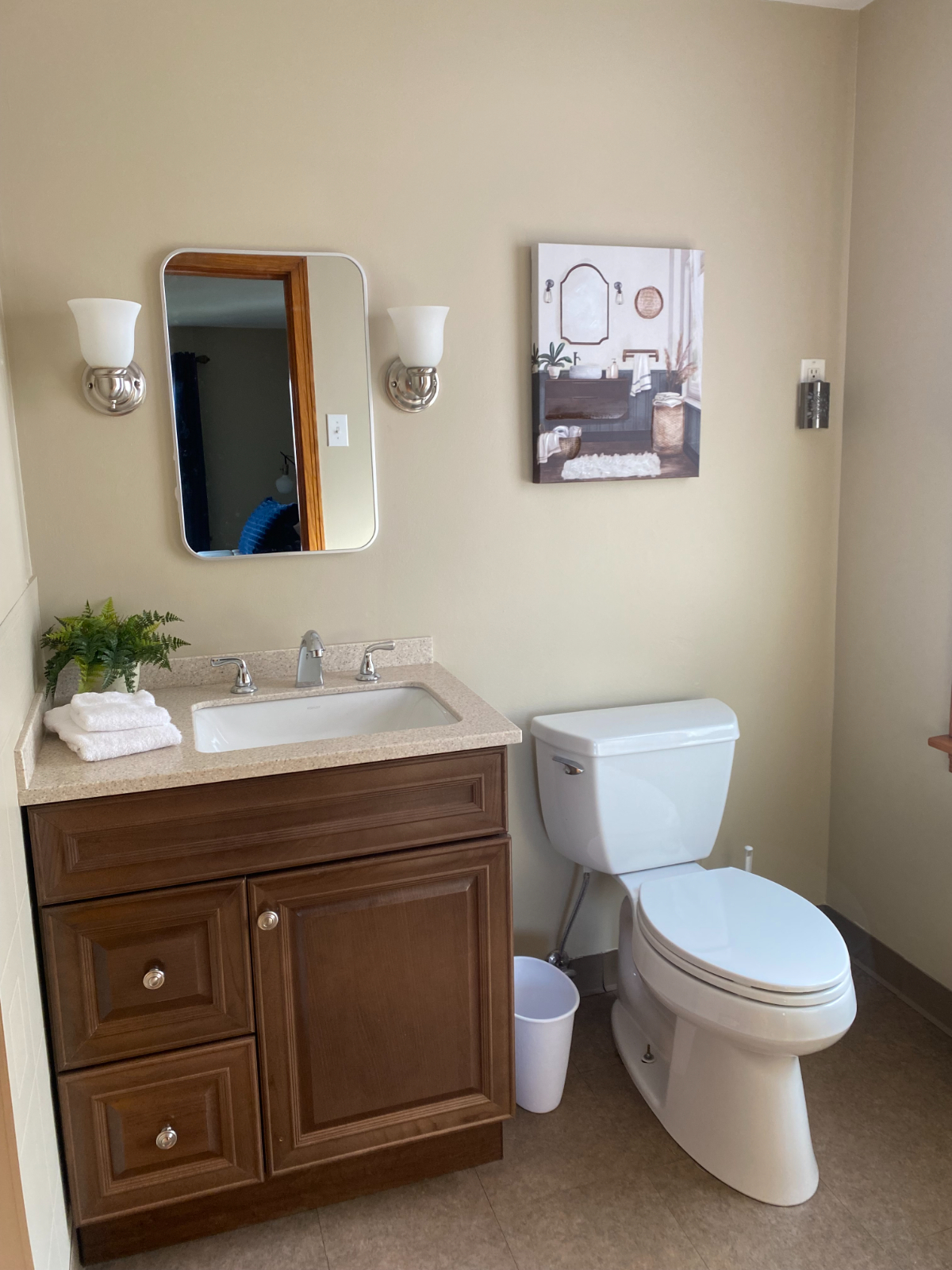 Studio  Suite - Photo 9