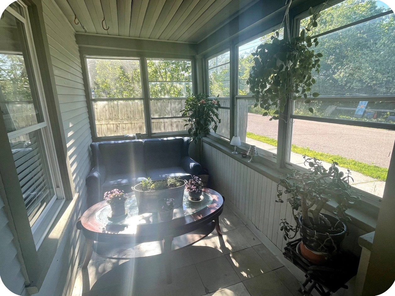 Entire 1 Bedroom Apt Burlington (Not shared) - Photo 7