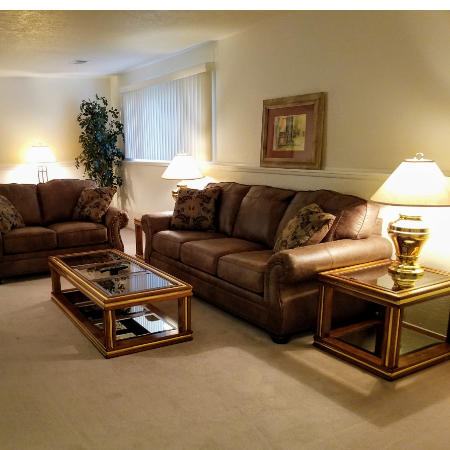 EASTSIDE ESCAPE - Photo 1