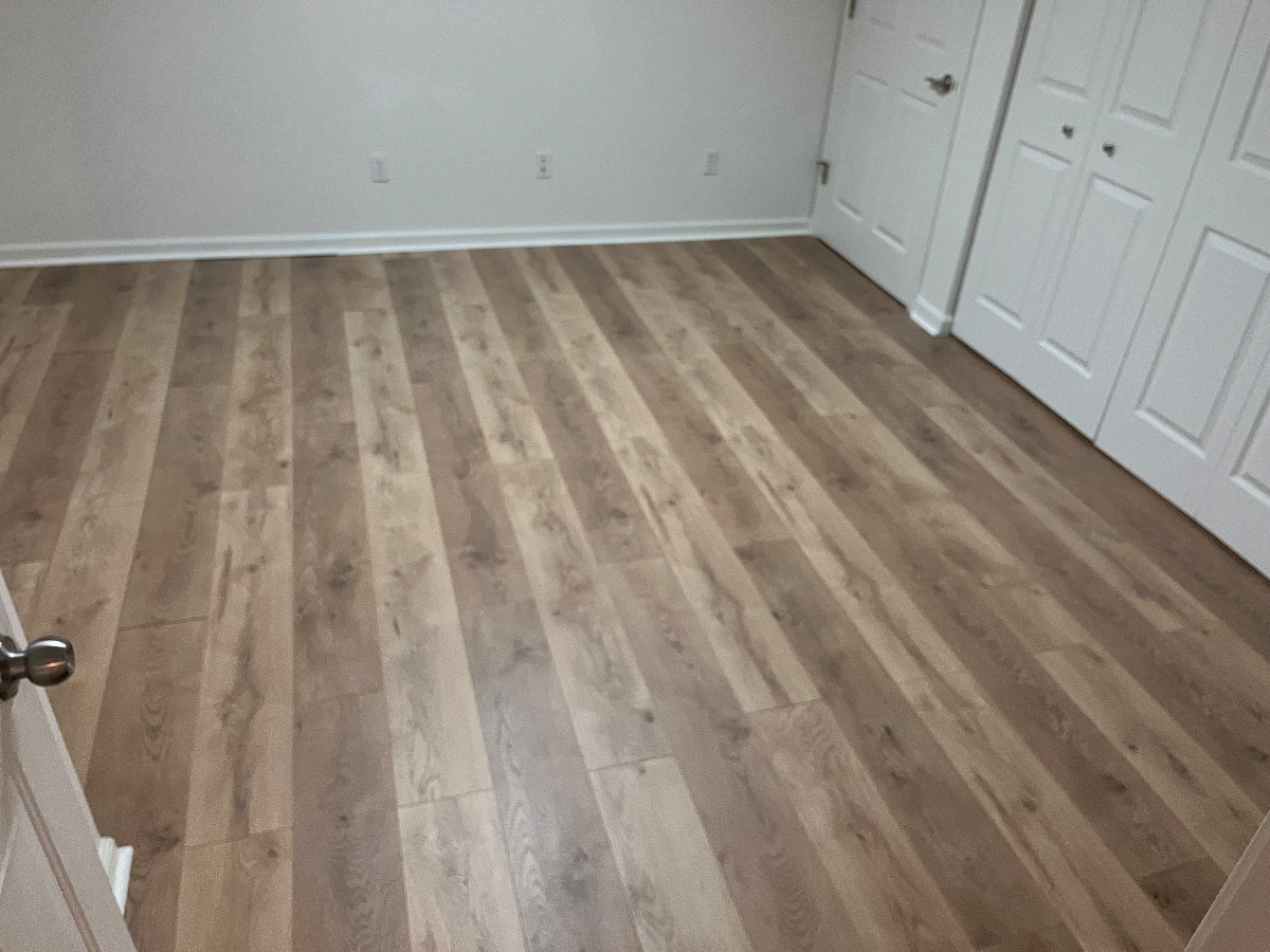 2714 - 2 Bedroom 2.5 Bath Townhouse with Garage - Photo 5