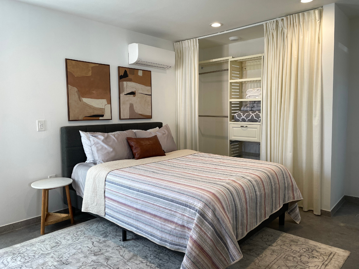 Conveniently located within 5 minutes from over 6 hospitals, but yet quiet neighborhood. - Photo 4