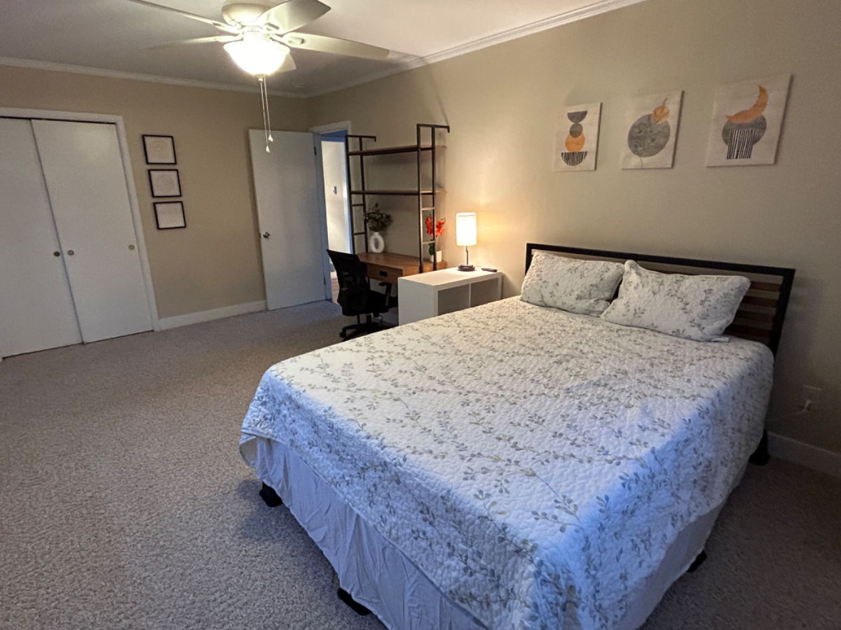 Quiet & Cozy 1 BR apartment - close to CVPH - Photo 8