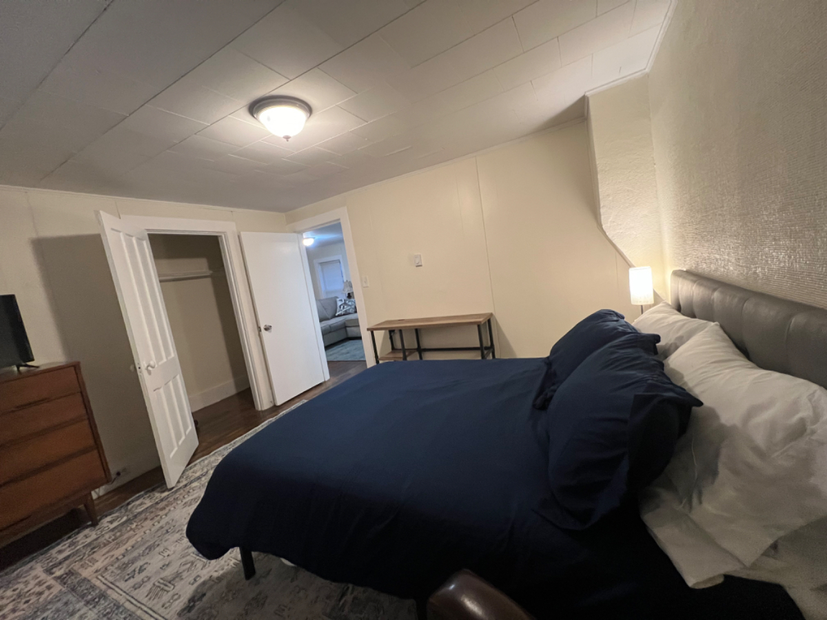 Cozy Cottage Place - Furnished 2 Bedroom Apartment - Glens Falls - Photo 7