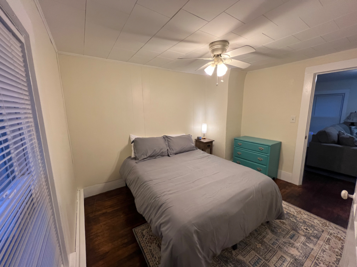 Cozy Cottage Place - Furnished 2 Bedroom Apartment - Glens Falls - Photo 5