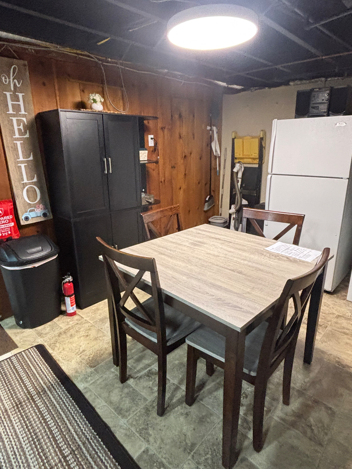 Entire Finished basement unit with private bath & bedroom - Photo 12