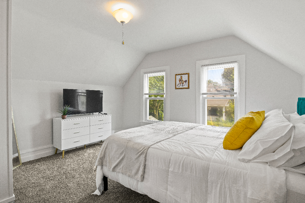 The Little Blue Bungalow - Photo 5