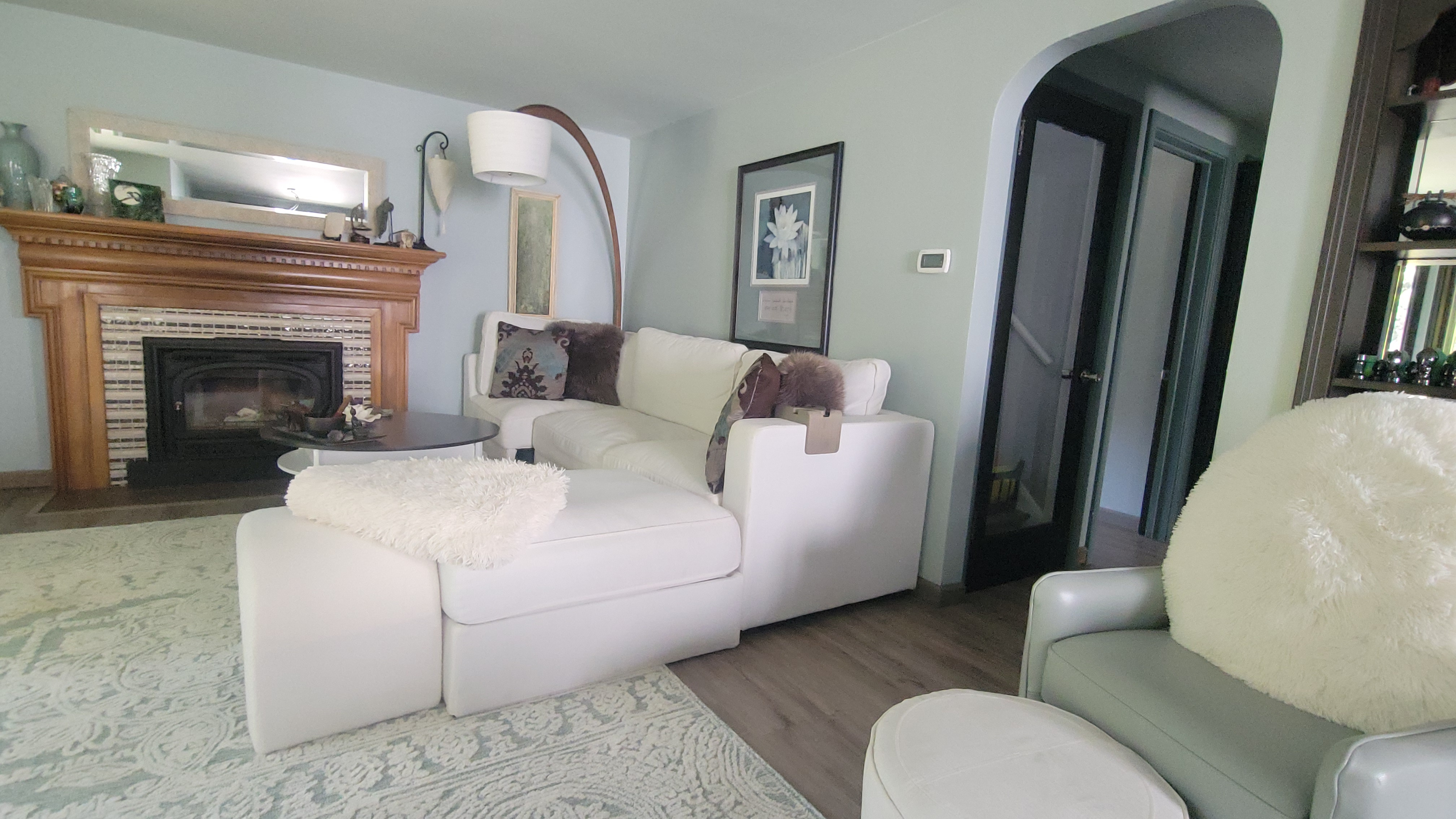 Spacious, Beautiful, 3BR Home Centrally Located for up to 5 or 6 people - Photo 7