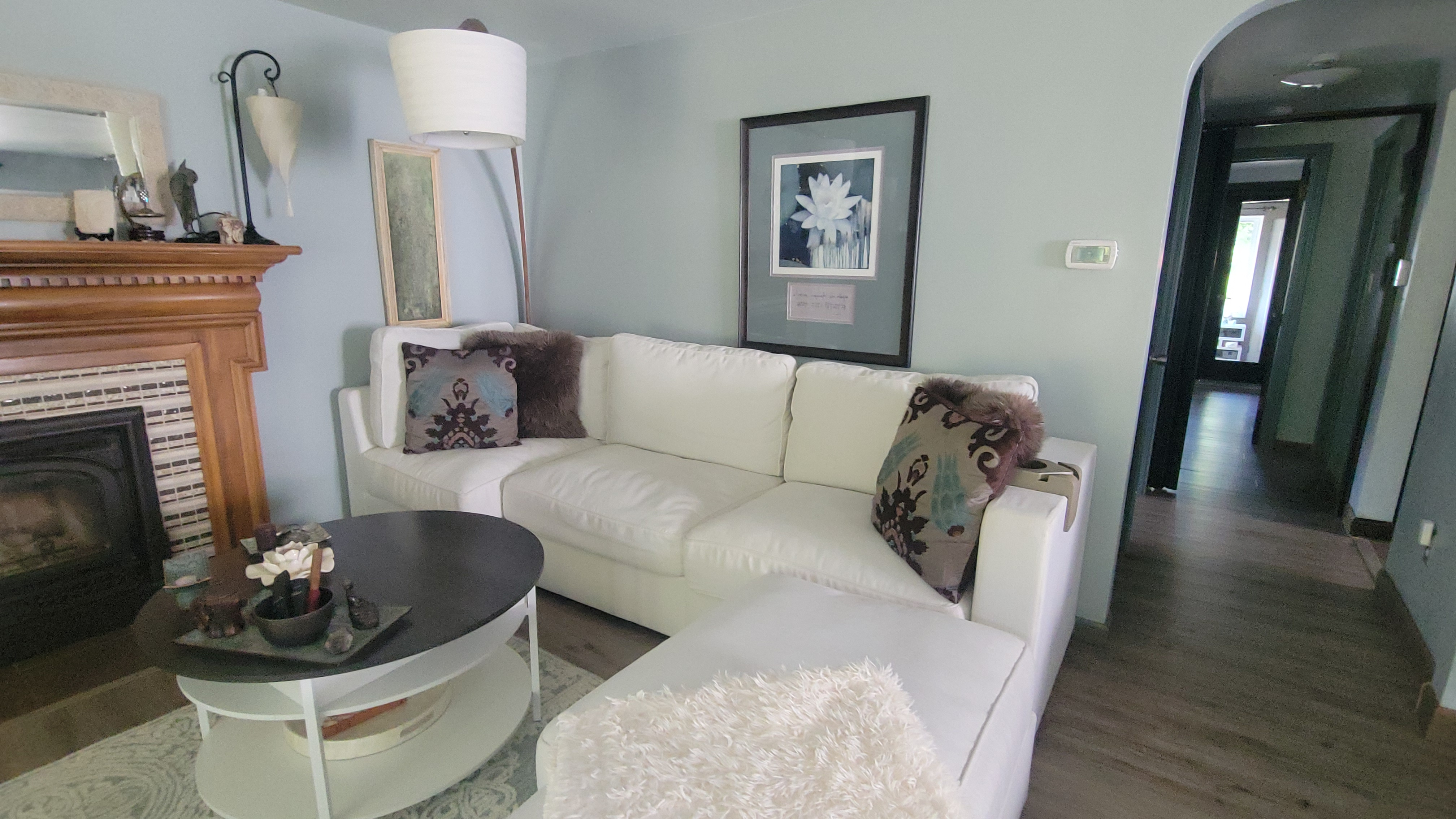 Spacious, Beautiful, 3BR Home Centrally Located for up to 5 or 6 people - Photo 6