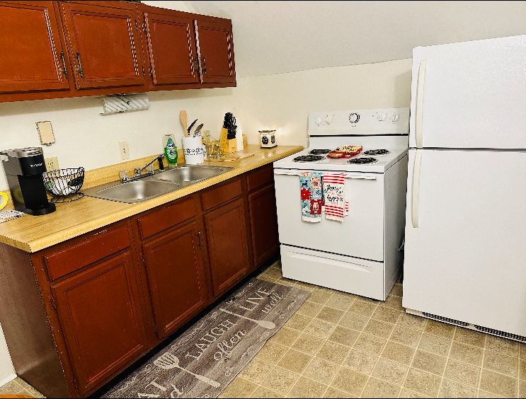 Town Farm Apartment - Photo 4