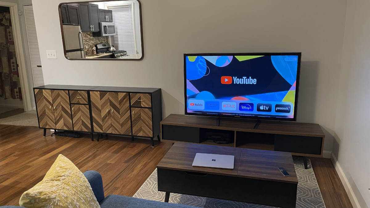 Newly Updated 2 Bedroom Apartment - Photo 3