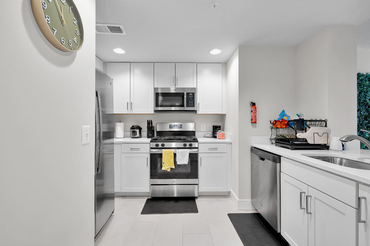 Luxury Furnished 2BD/2BA  - The Lexicon, NoMa DC Amenities Incl.  - Near Union Station & Capitol Hil - Photo 7