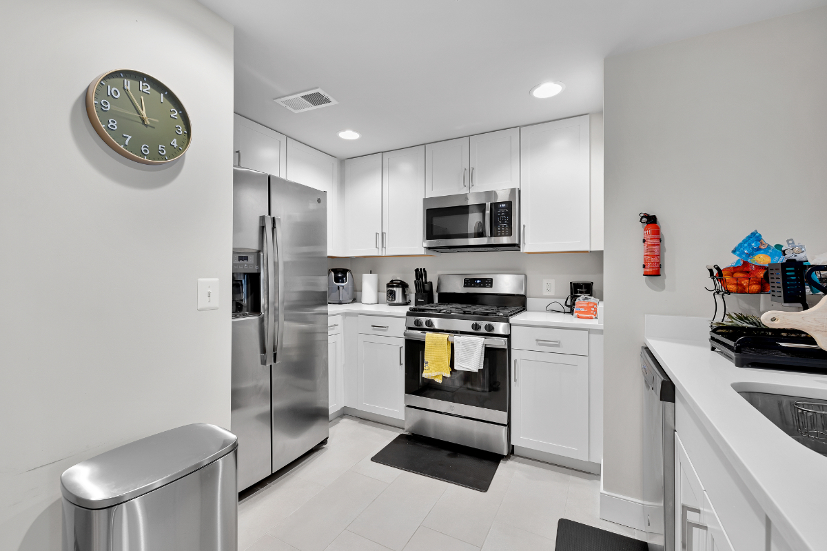 Luxury Furnished 2BD/2BA  - The Lexicon, NoMa DC Amenities Incl.  - Near Union Station & Capitol Hil - Photo 11