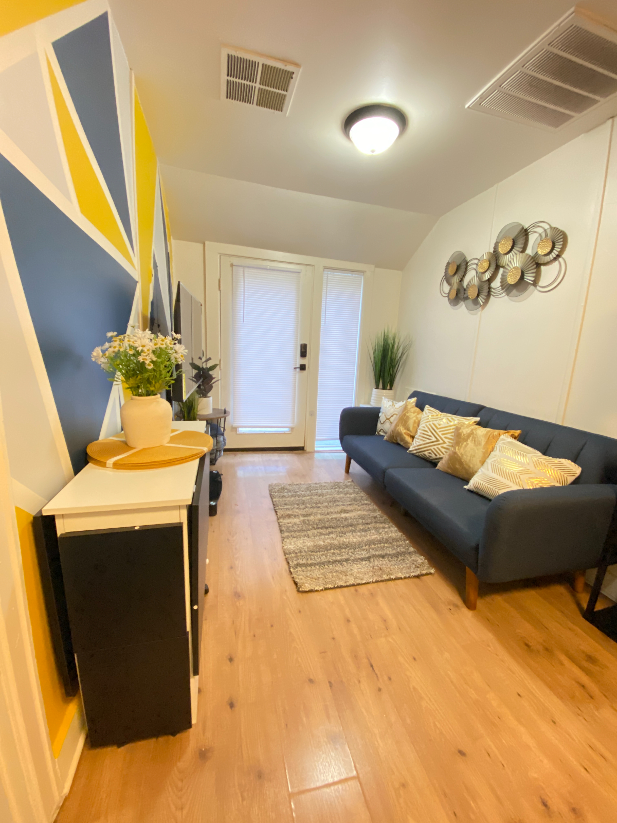 3337-A SKY Studio Apartment Across/Street OHSU