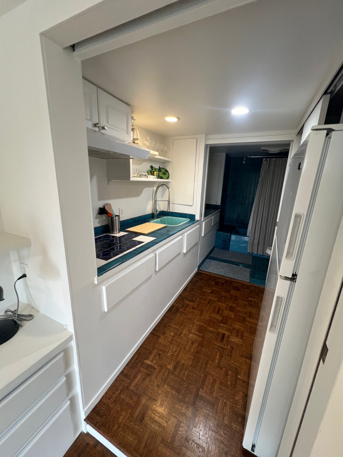 One bedroom, quiet street, Cole Valley neighborhood - Photo 3