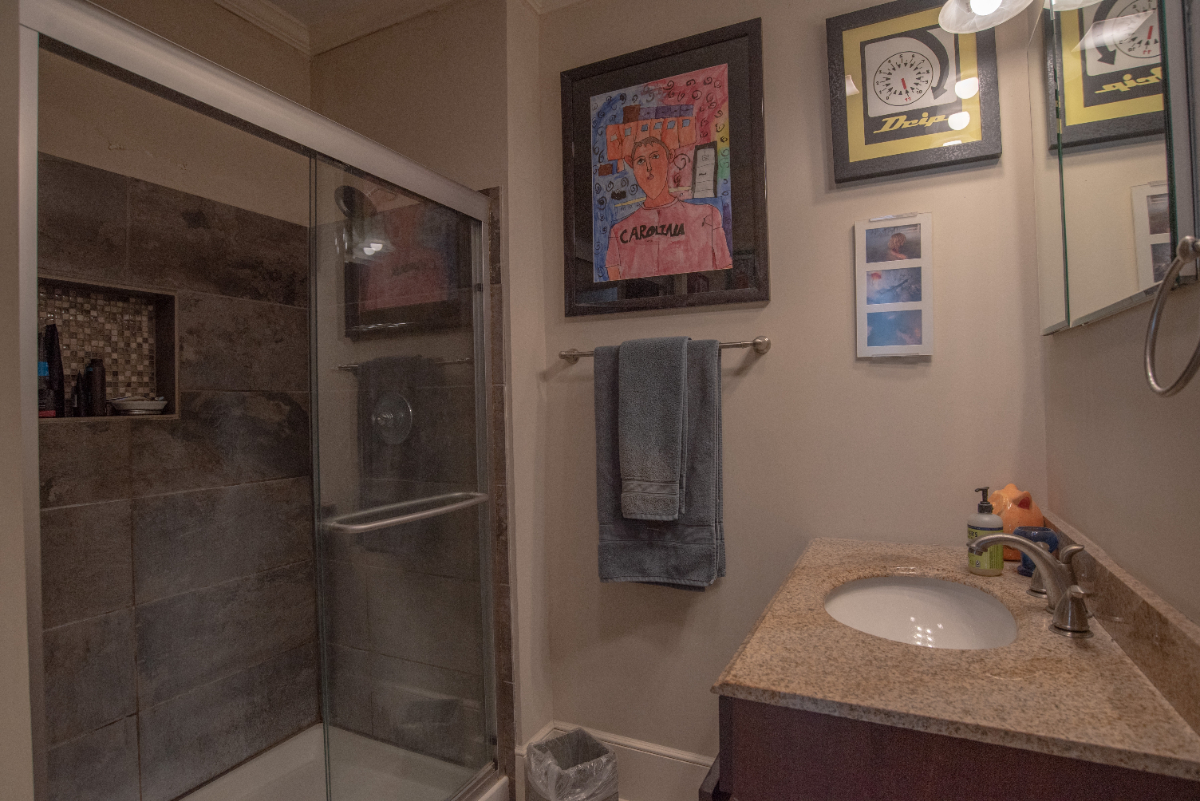 Cozy Charm in Columbia - Delightful 2-Bedroom House with a Perfect Location - Photo 4
