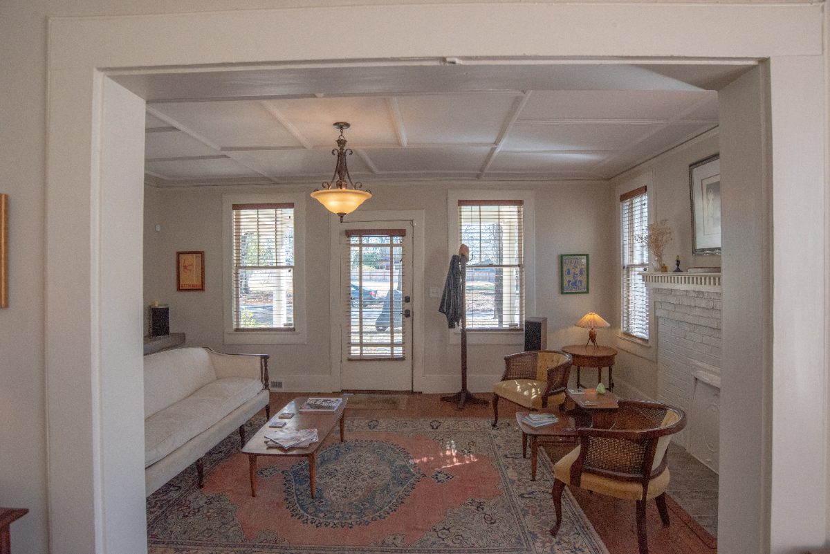 Cozy Charm in Columbia - Delightful 2-Bedroom House with a Perfect Location - Photo 7