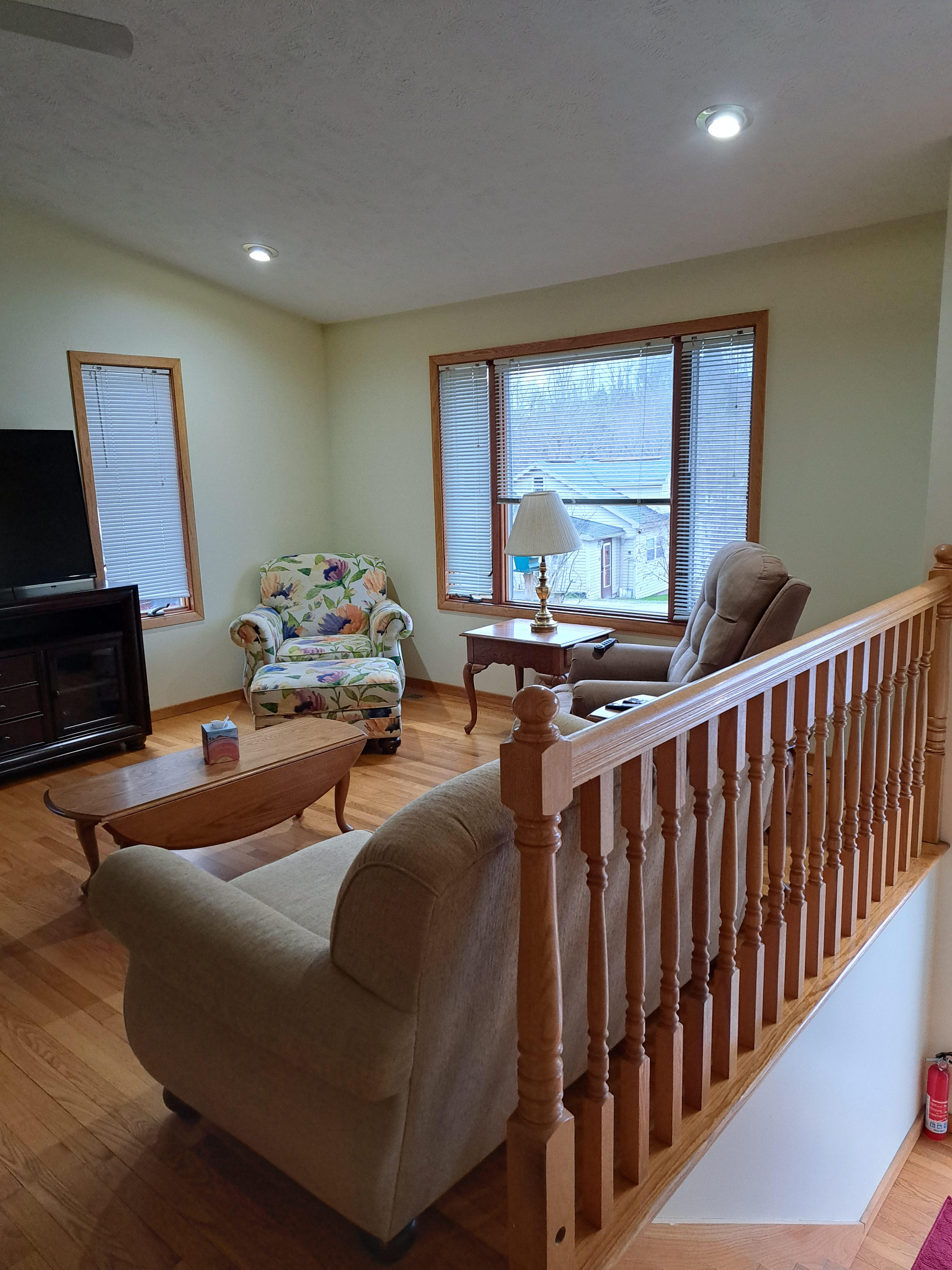 Very nice apartment in safe area of Morgantown wv. And just mins from hospital - Photo 2