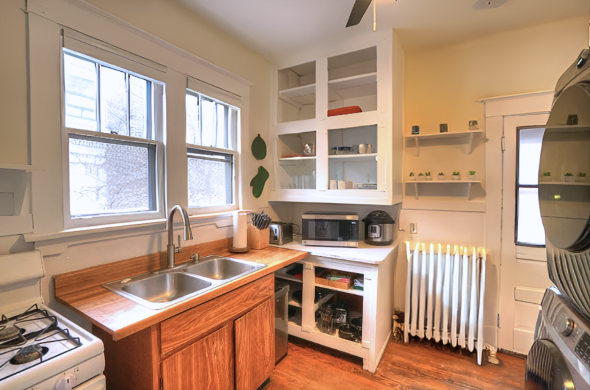 Furnished 2BR Private Home | Pet Friendly | 5 Min to Albany Med - Photo 4
